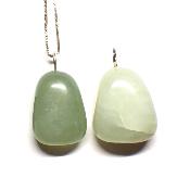 Jade de Chine - Pendentif pierre roulée