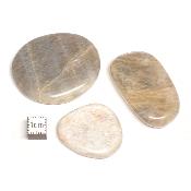 Pierre de Lune beige - pierre plate de Madagascar