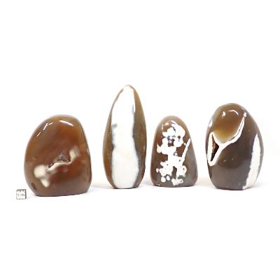 Agate Naturelle - Forme libre n°04 ( Lot de 4 pièces)