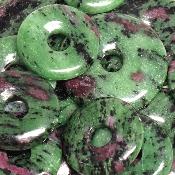 Rubis sur Zoïsite - Donut