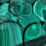 Malachite - mini pierre plate (Lot de 10 pièces)